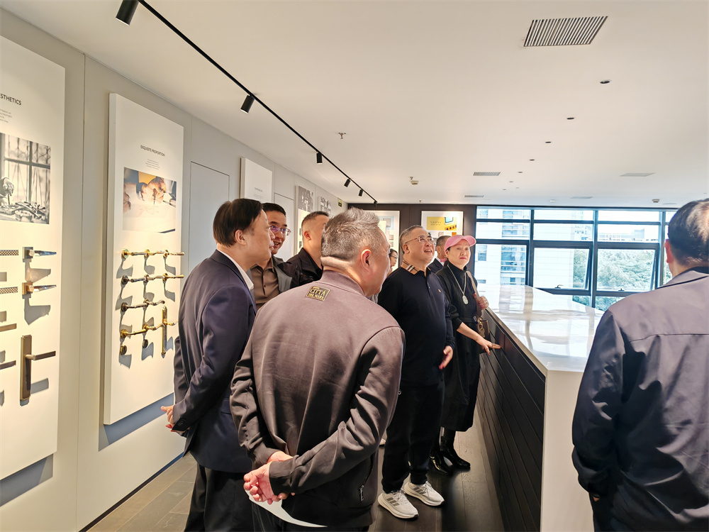 微信图片_20251120171143.jpg 微信图片_20251120171143.jpg